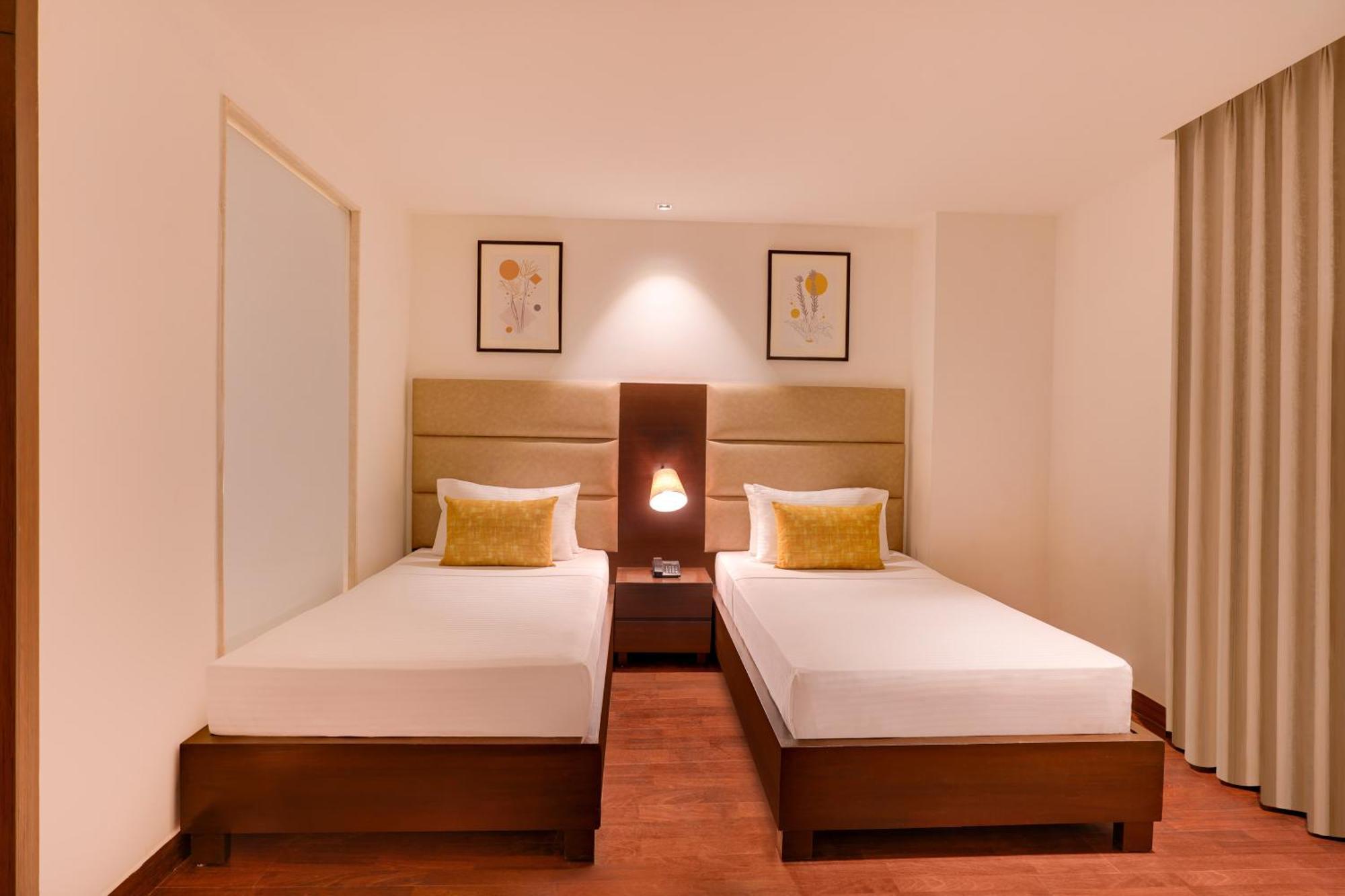 Lemon Tree Hotel, Noida Exterior foto