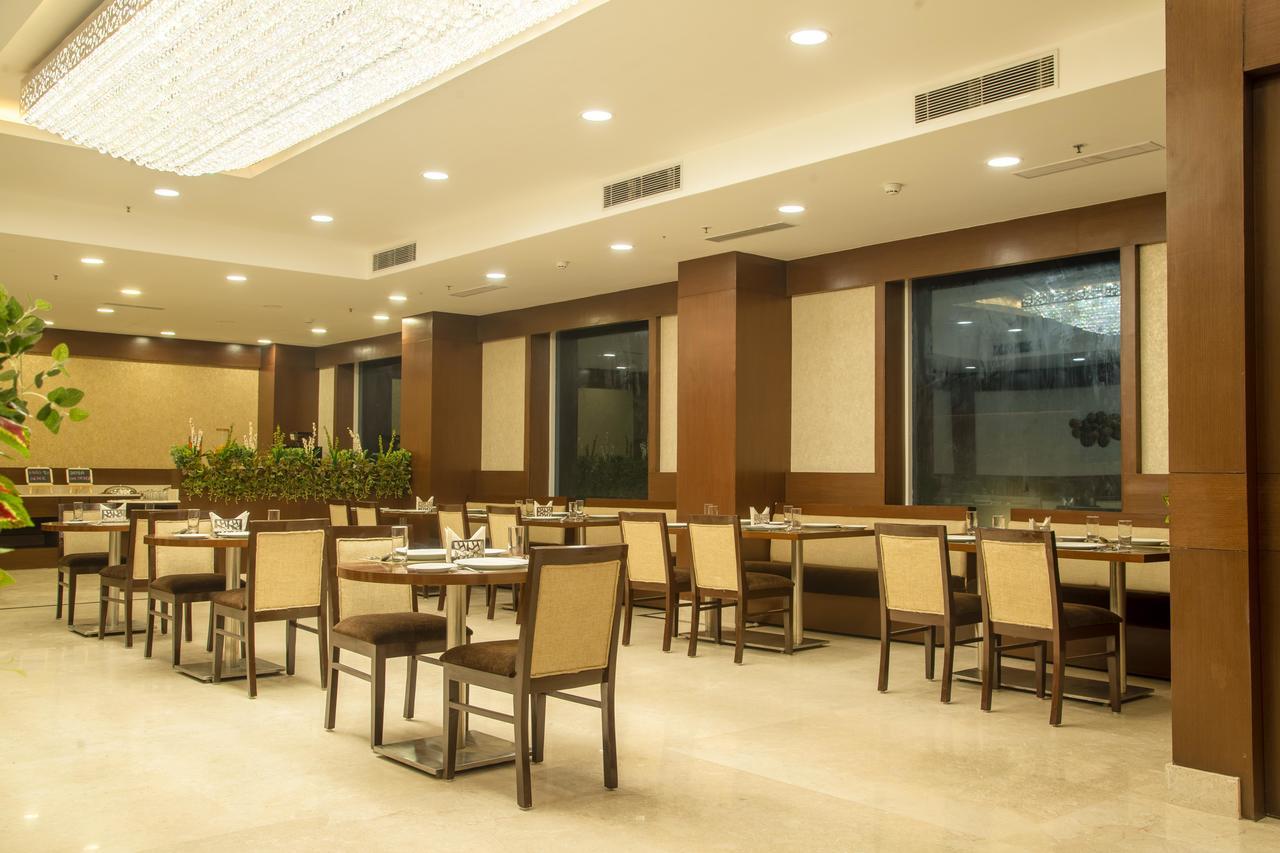 Lemon Tree Hotel, Noida Exterior foto