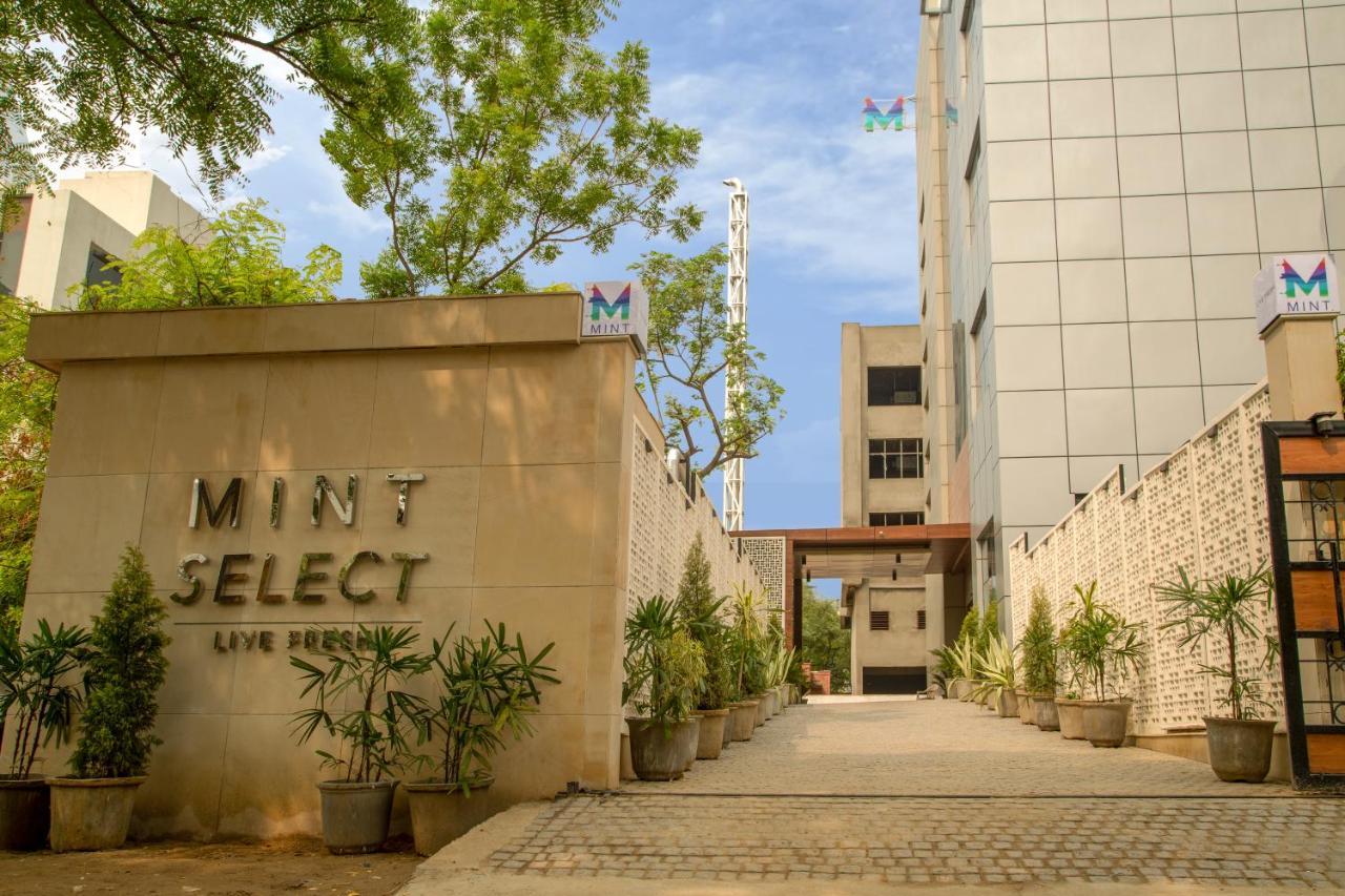 Lemon Tree Hotel, Noida Exterior foto