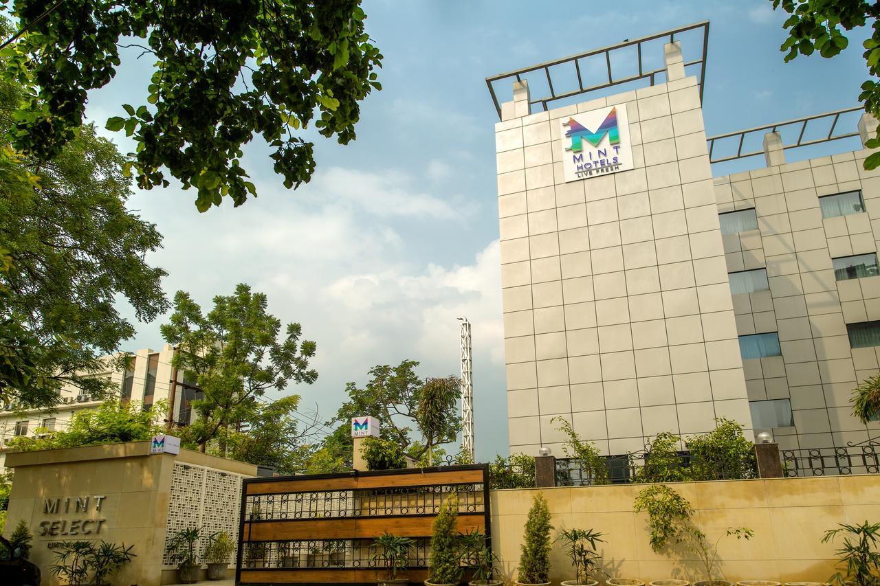 Lemon Tree Hotel, Noida Exterior foto